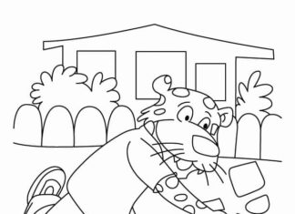 kolorowanka lampart bawi się piłką