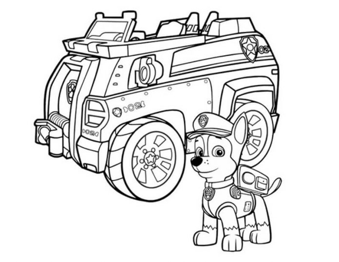 kolorowanka piesek Chase koło samochodu Paw Patrol